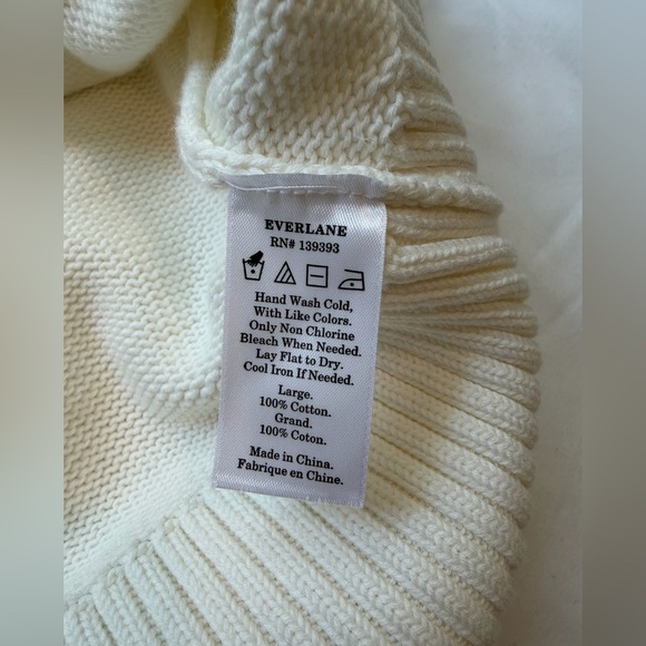 Everlane Boxy Cardigan Women’s Size Large Off White Cream Button Cotton - Picture 8 of 8